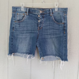 Denim boyfriend shorts‎